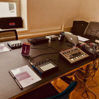 KlangbildREC Kurse für Elektronische Musik. Unser Kursraum eins. KlangbildREC Kurse: Kurse für Elektronische Musik buchen bei klangbildRECORDS Aarau. Unser Kursraum eins.